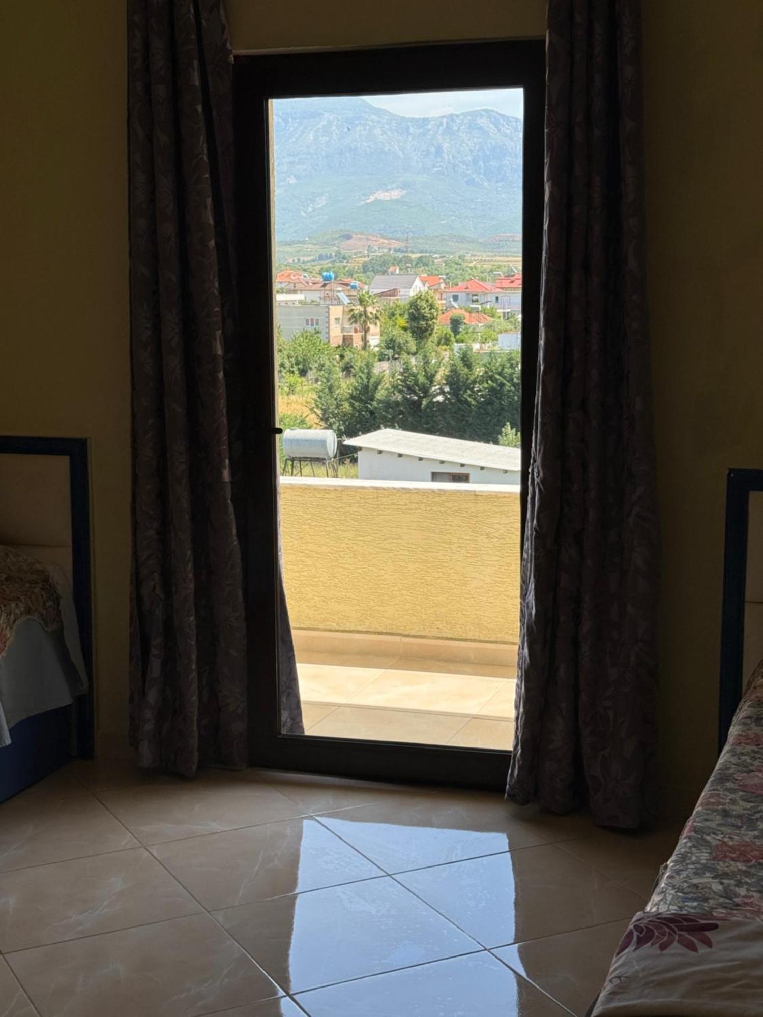 Villa's Daci Tirana