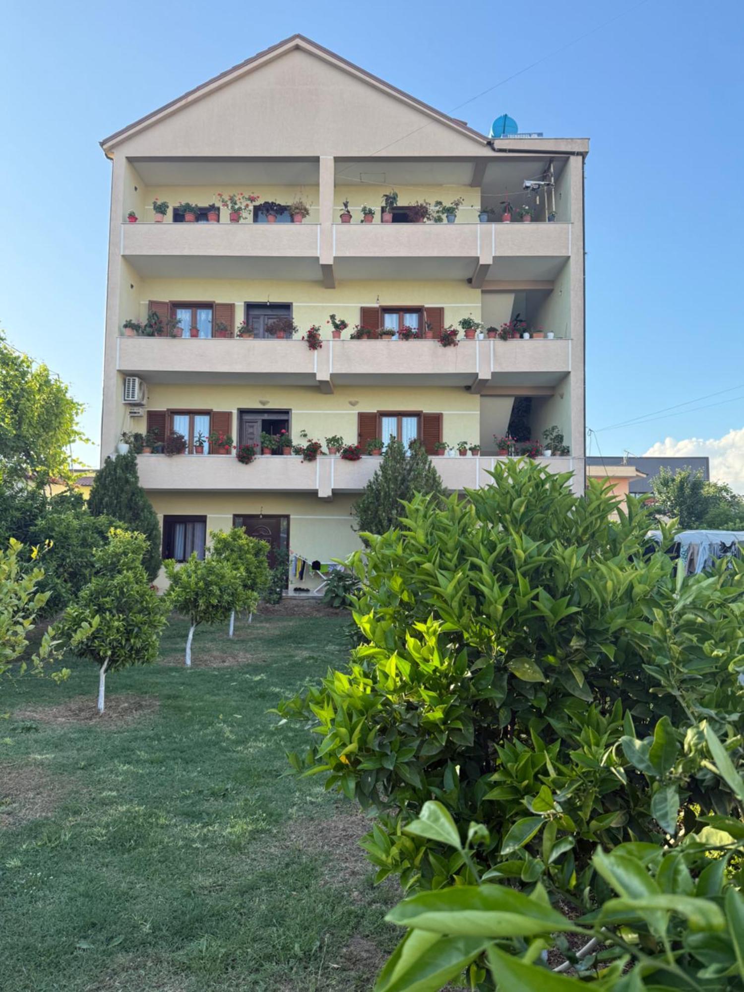 Villa's Daci Tirana